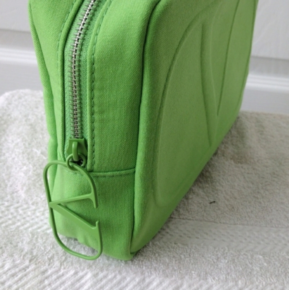 Valentino Green Beauty Bay - Picture 4 of 14